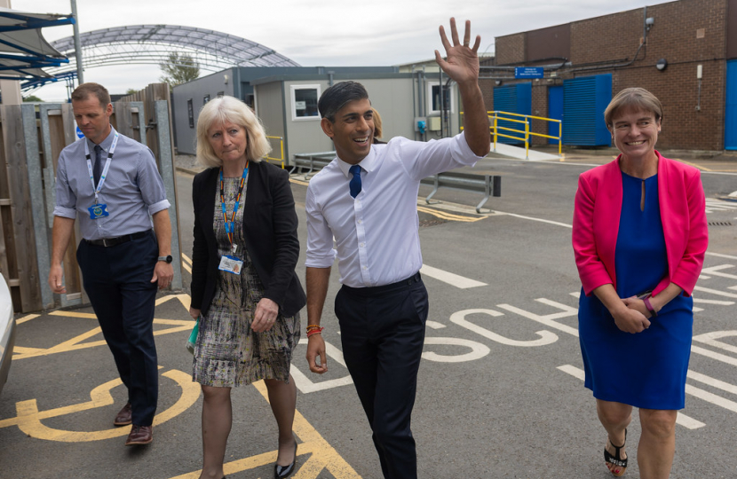 Selaine with the Prime Minister at the Hospital 