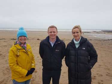 Minister Moore with Selaine and Pru Maskell 